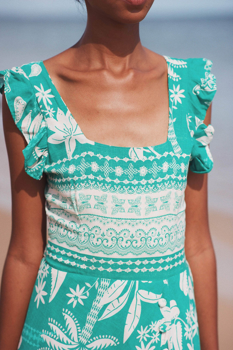 Robe Nelly
